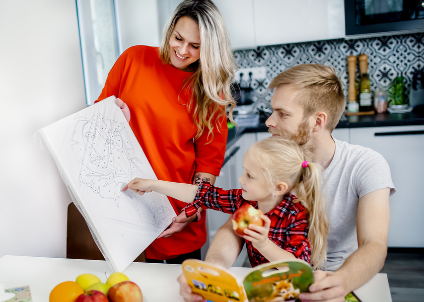 Hoe de ontwikkeling van kinderen kan profiteren van schilderen op nummer