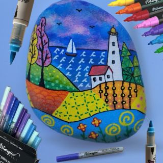 Barvy, které voní po moři, a motiv, který uklidní na první pohled. 🌊🗼 Tenhle ručně malovaný kamínek s majákem od naší...