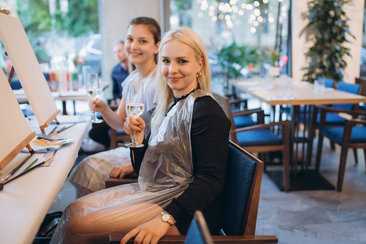 spokojení hosté firemní akce ArtMoment
