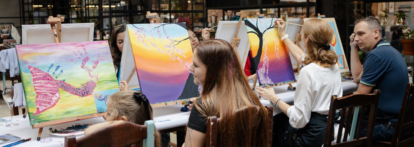 Kam v Plzni o víkendu: kreativní malování v ArtMoment v Plzni pro děti i dospělé