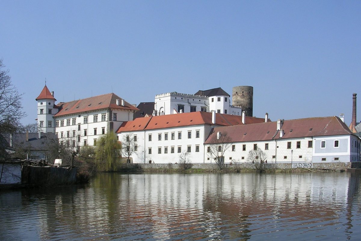 Malování akrylovými barvami v Jindřichově Hradci