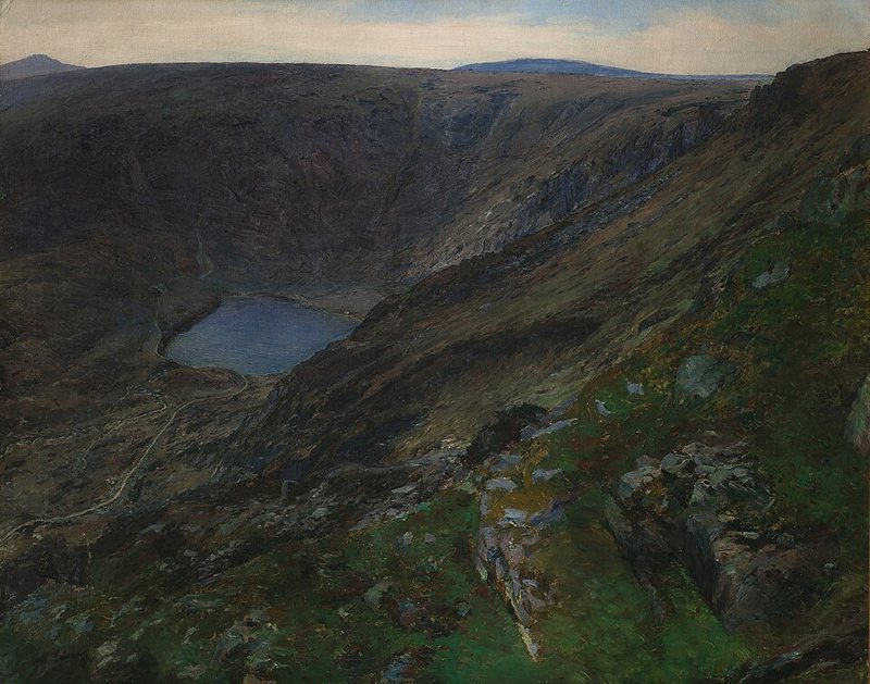 Horské oko v Krkonoších od Otakara Lebedy, 1896 – pohled shora do hlubokého údolí se strmými travnatými svahy a malým jezerem