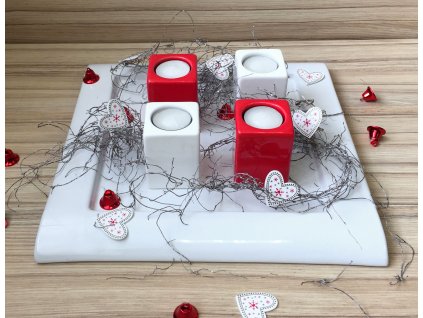 6189 1 adventni svicen tac 32x32x3cm 4 svicny 5 5x8cm bily