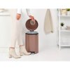 NewIcon Pedal Bin, 20L Satin Taupe 8710755234026 Brabantia 96dpi 1000x1000px 7 NR 35894