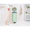 NewIcon Pedal Bin, 30L Jade Green 8710755233944 Brabantia 96dpi 1000x1000px 7 NR 35680