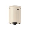 NewIcon Pedal Bin, 5L Soft Beige 8710755149900 Brabantia 96dpi 1000x1000px 7 NR 27481