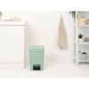 StepUp Pedal Bin 25L Jade Green 8710755800283 Brabantia 96dpi 1000x1000px 7 NR 31946