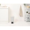 StepUp Pedal Bin 10L Light Grey 8710755800245 Brabantia 96dpi 1000x1000px 7 NR 31936