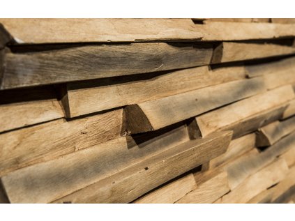 MAYON (Povrchová úprava CARMIN)