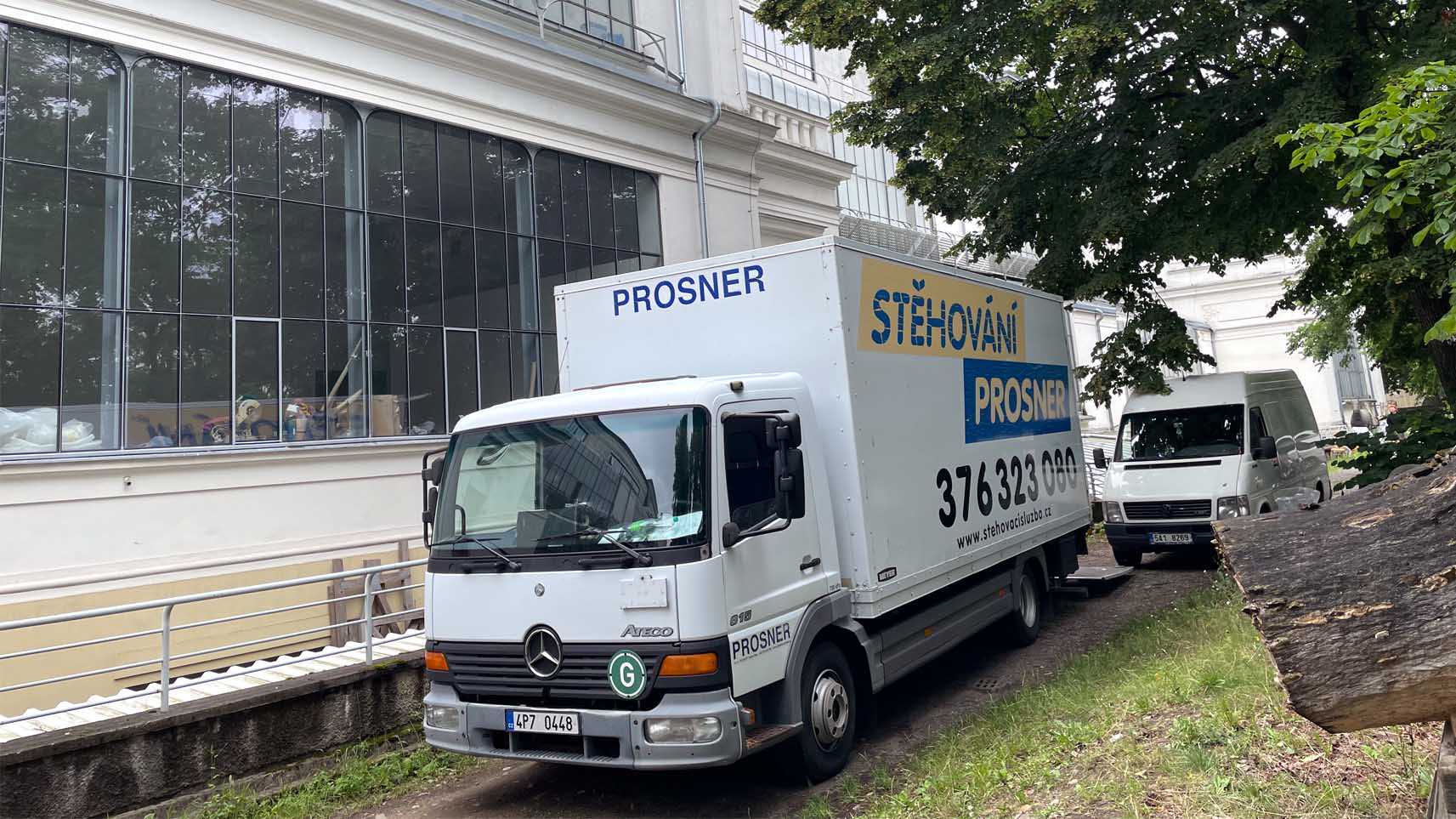 REALIZACE: Dar přebytků z výroby