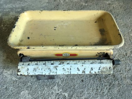 váha stará funkční