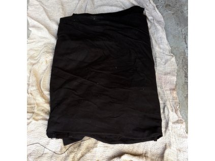 látky černý dyftýn