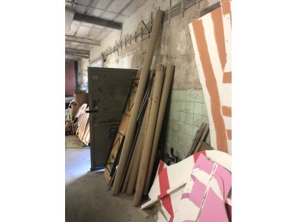 Papírové role od koberců