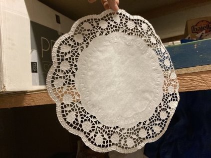 papírové prostíráni