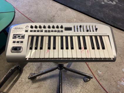 edirol midi keyboard controller pcr-30