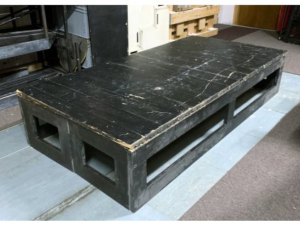 Praktikábl podstava s deskou