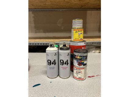 Spreje a barvy - univerzální