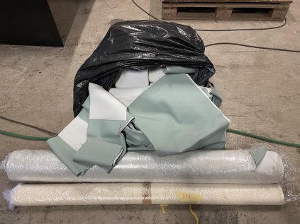 koženka role bílá modrá