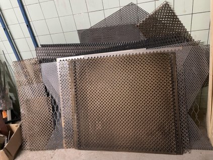 Ocelové rošty 60ks