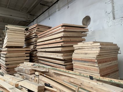 desky překližka s rámy