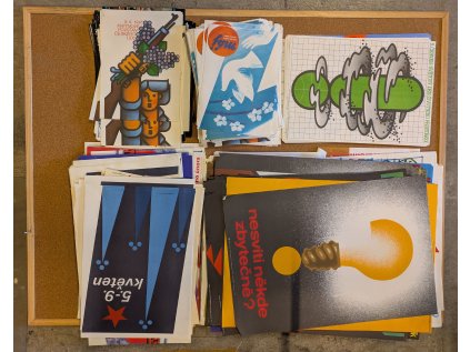 Komunistické plakáty