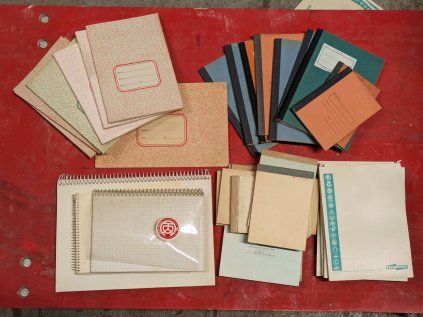 retro sešity a bloky