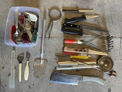 kucyně náčiní retro