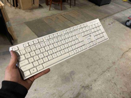 klávesnice - rekvizita