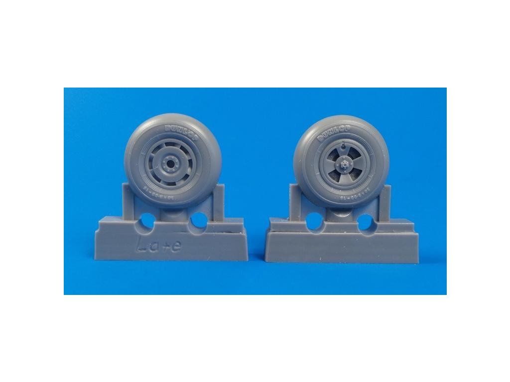 1/32 Tempest Mk.II/V/VI - Main wheels late type fo