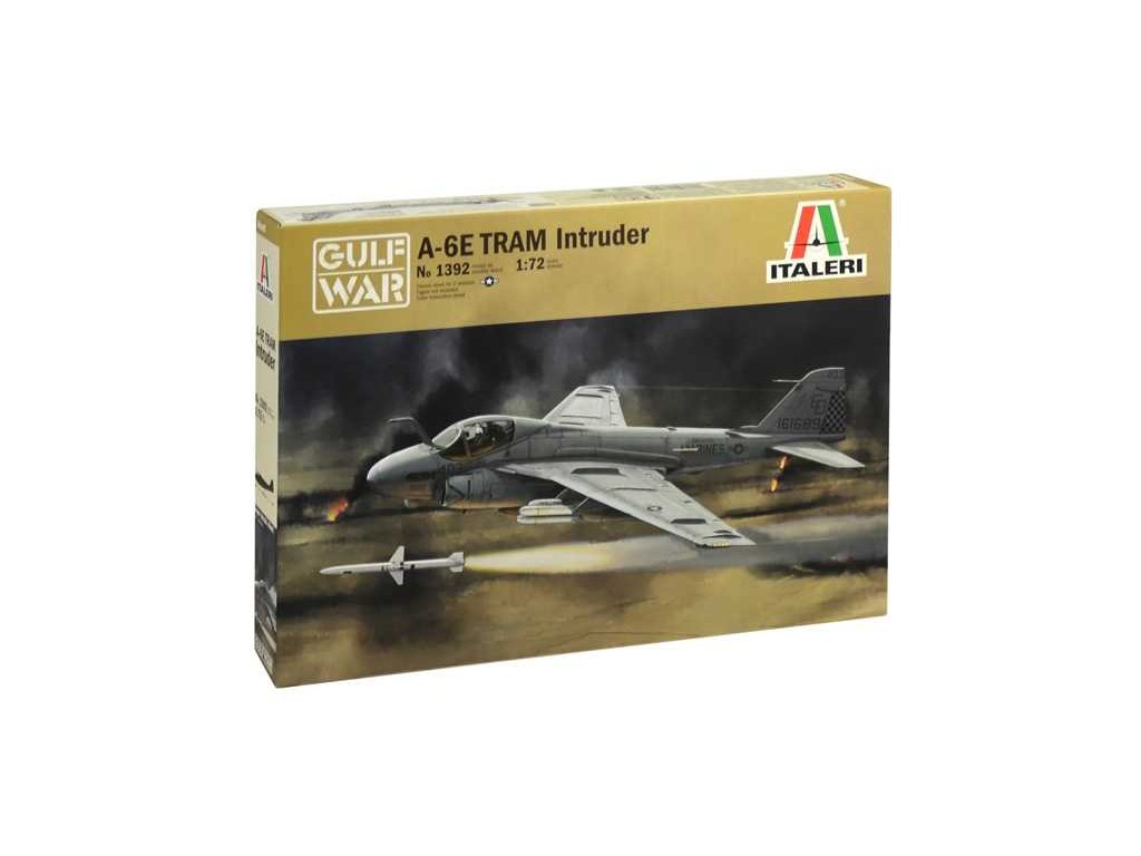 Italeri 1392 - A-6E TRAM INTRUDER (1:72)