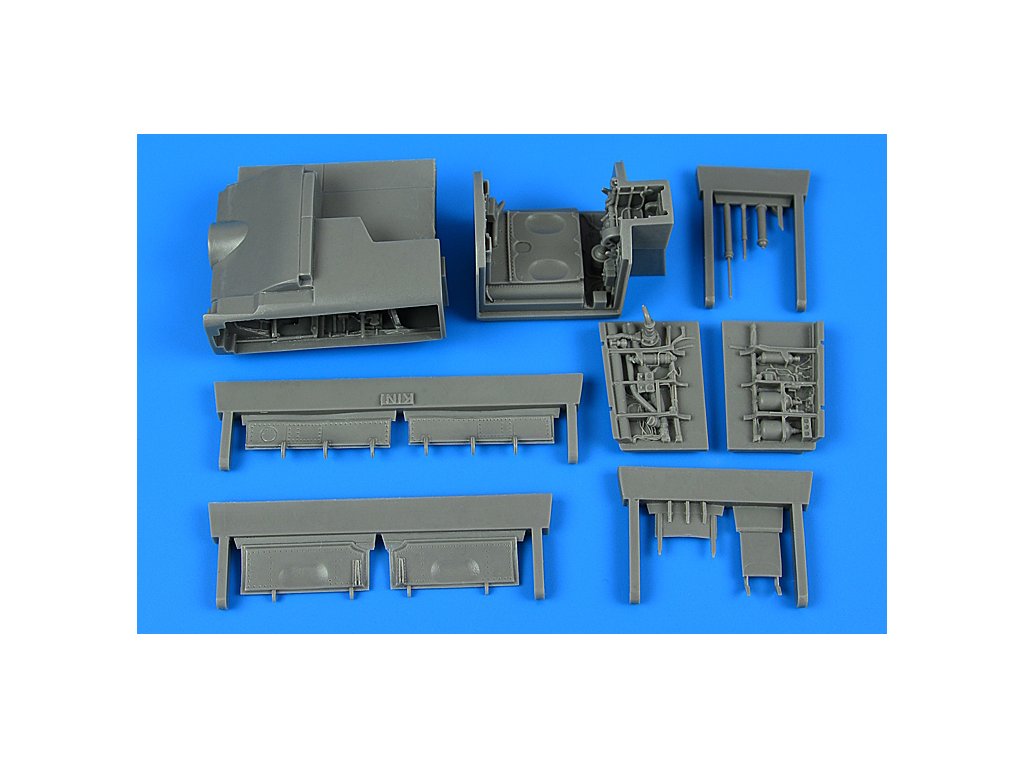 1/48 Sea Harrier FRS.1/FA.2 wheel bay - KINETIC