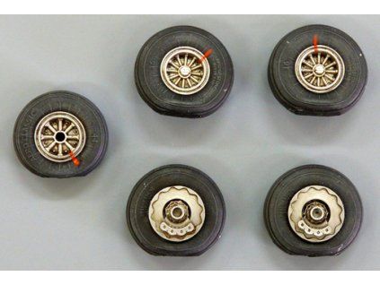 1/72 Wheels for DC-6/C-118