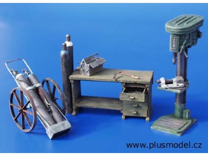 1/35 Workshop equipment
