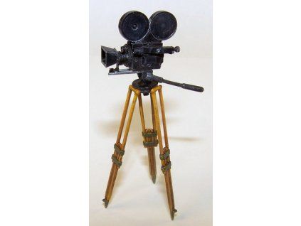1/35 Camera