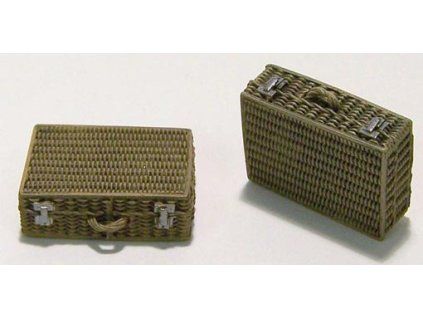 1/35 Suitcase