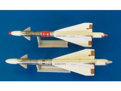 1/48 Missile R-40T AA-6B Acrid