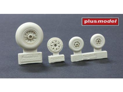 1/48 F-101B Woodoo wheels