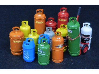 1/35 Gas bottles-big