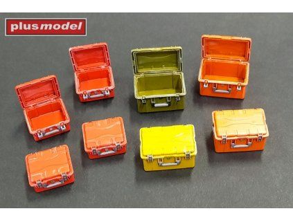 1/35 Tool boxes high