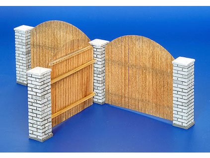 1/35 Fence with columns