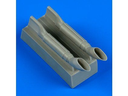 1/72 Douglas C-47 Skytrain exhaust - AIRFIX