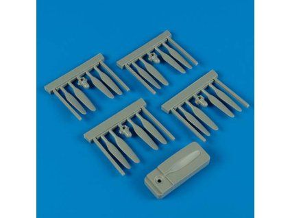 1/72 B-24 Liberator propellers w/tool - HASEGAWA