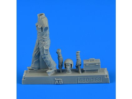 1/48 Warsaw Pact Aircraft Mechanic - part 4