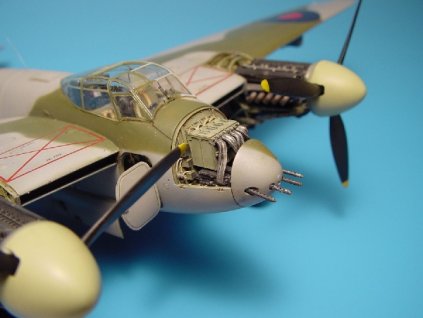 1/48 Mosquito FB Mk. VI gun bay - TAMIYA
