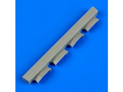 1/48 C-45 engine cooling gills - ICM