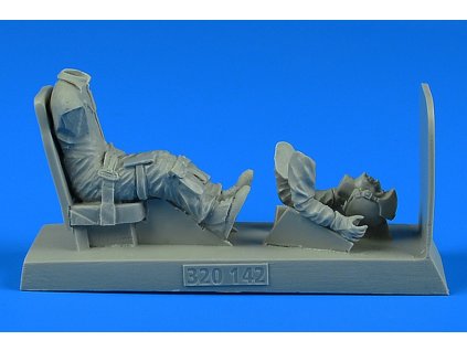 1/32 U.S.A.F. Pilot with seat for O-2 for KIN/HAS/ITA kit