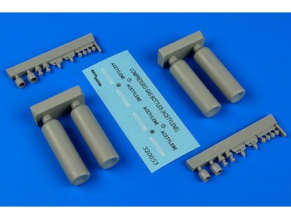 1/32 Compressed gas bottles - acetylene