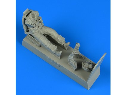 1/32 USAF Pilot with seat for A-1H Skyraider
