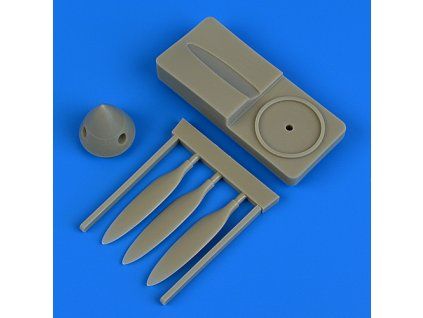 1/48 P-40B/C Warhawk propeller w/tool - BRONCO
