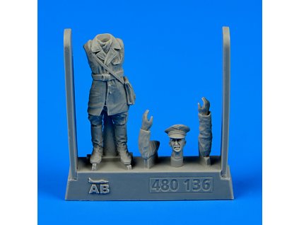 1/48 Free French Fighter Pilot WWII Normandie-Niem